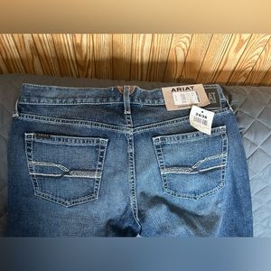 Ariat Slim Fit Straight Leg M7 Jeans